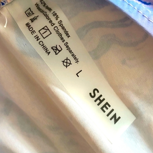 NWT Super cute Blue swirl pattern bikini. NEW in original package - Picture 4 of 5